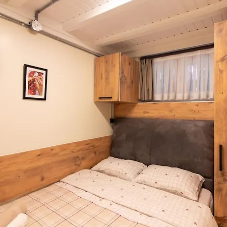 Cozy And Cool Brick-wall 1br In Heart Of Moda Appartamento *