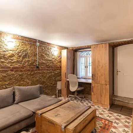 Cozy And Cool Brick-wall 1br In Heart Of Moda * Provincia di Istanbul
